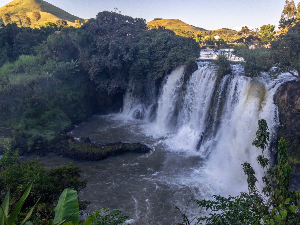 Lily waterfalls close to Ampefy
