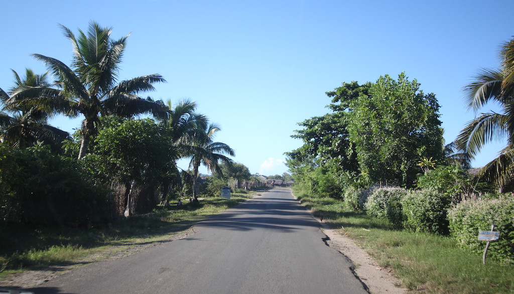 Road to Foulpointe