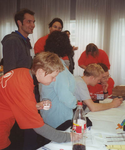 There we go. Student Volunteers looking for work (while Tom is having a good time).